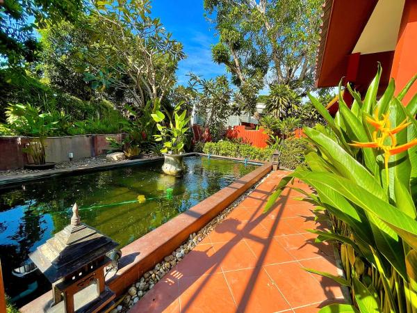 Ruenkanok Thaihouse Resort : photo 10 de la chambre villa avec vue sur Étang 