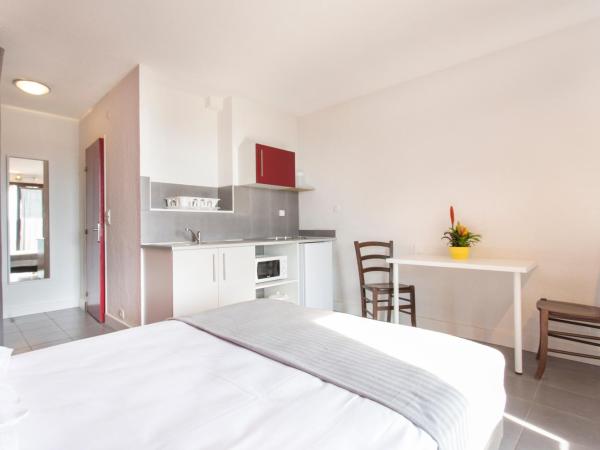 Village Vacances Le Parc Des Chênes (by Popinns) : photo 1 de la chambre studio supérieur (2 personnes)