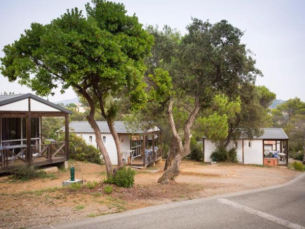 Village Vacances Le Parc Des Chênes (by Popinns) : photo 10 de la chambre chalet 2 chambres (4 personnes)