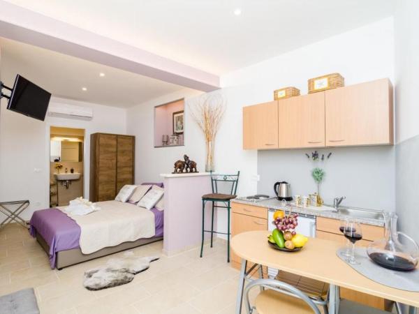 Apartment & Room Lady O : photo 9 de la chambre studio