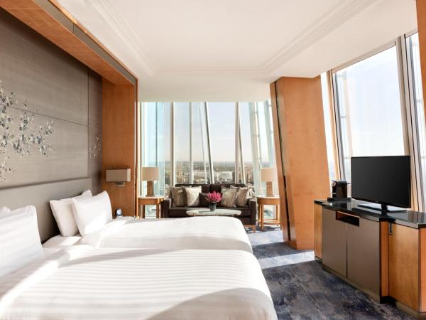 Shangri-La The Shard, London : photo 4 de la chambre chambre lit king-size typique – vue sur ville