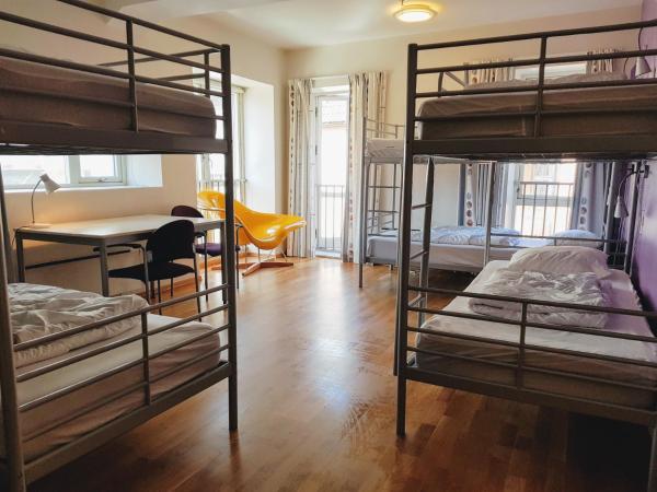 City Hostel Bergen : photo 3 de la chambre lit dans dortoir pour femmes de 10 lits