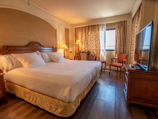 Hotel Sevilla Center : photo 6 de la chambre hébergement club deluxe - vue sur ville