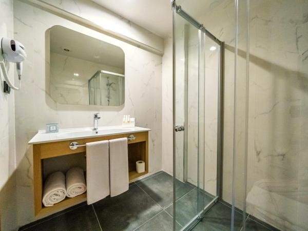 Premier Nergis Beach & SPA : photo 5 de la chambre chambre double deluxe - vue latérale sur mer