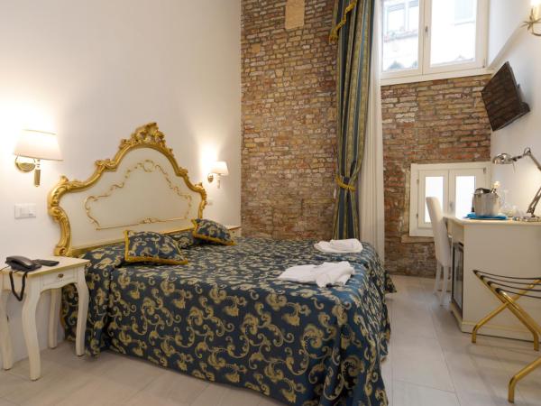 Al Mascaron Ridente : photo 6 de la chambre chambre double ou lits jumeaux supérieure