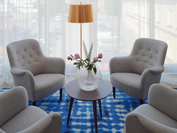 PM & Vänner Hotel : photo 2 de la chambre suite junior