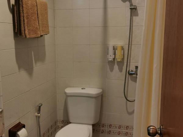 BaanBusarin Hotel : photo 3 de la chambre chambre double ou lits jumeaux deluxe avec balcon