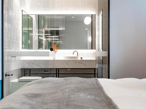 The General Gordon : photo 10 de la chambre chambre lit queen-size avec balcon