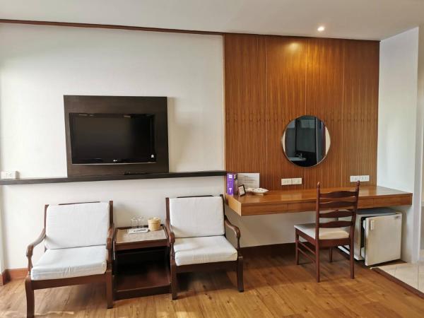 BaanBusarin Hotel : photo 6 de la chambre chambre double ou lits jumeaux deluxe avec balcon