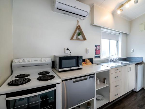 Aura Accommodation : photo 6 de la chambre studio familial