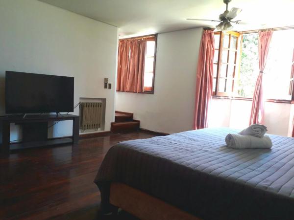 Tanino Guest House : photo 3 de la chambre suite lit king-size avec baignoire spa