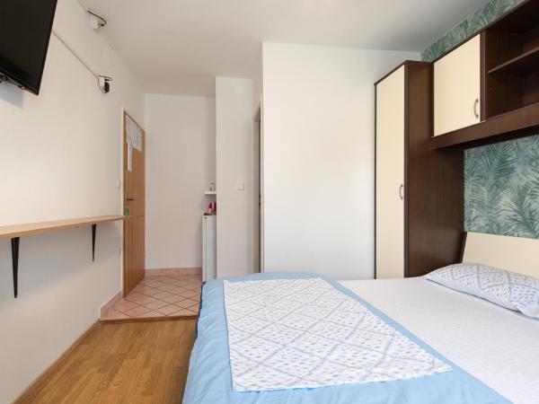 Apartment & rooms Ivica : photo 5 de la chambre chambre double avec balcon