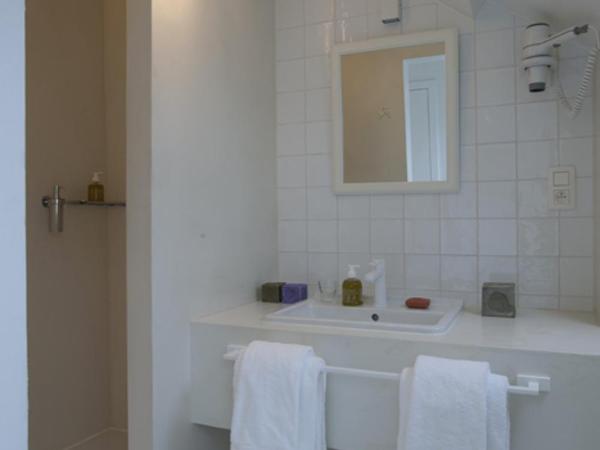 La Maison Haute guesthouse : photo 1 de la chambre chambre lits jumeaux avec douche 
