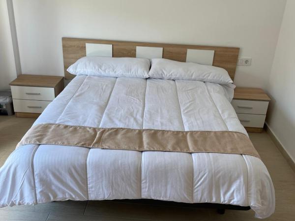 Pensión Portugal : photo 3 de la chambre chambre simple avec salle de bains commune