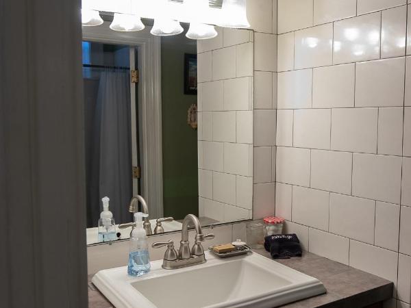 Chez Palmiers B&B : photo 10 de la chambre chambre lit queen-size deluxe