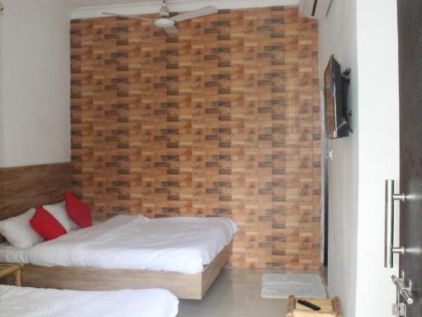 Hotel Heritage High : photo 4 de la chambre chambre deluxe avec 2 lits doubles