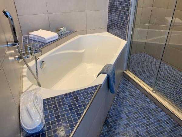 Continental Parkhotel : photo 6 de la chambre chambre lits jumeaux deluxe - vue sur lac