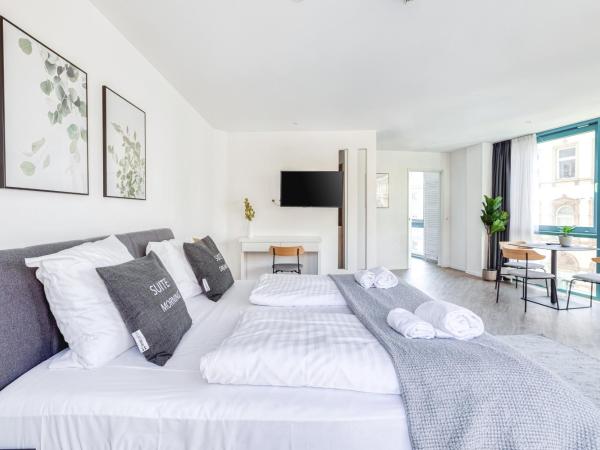 limehome Köln Friesenplatz - Digital Access : photo 8 de la chambre suite xxl with sofa bed - street view