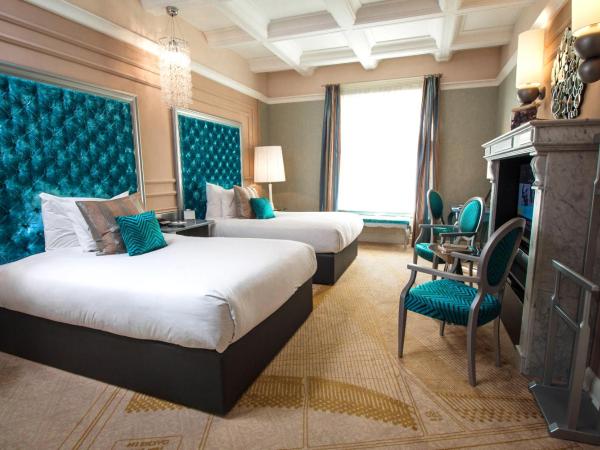 Aria Hotel Budapest by Library Hotel Collection : photo 5 de la chambre grande chambre de luxe avec lits doubles