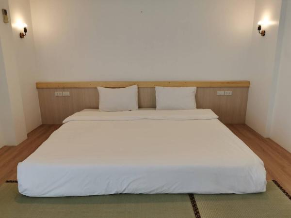 BaanBusarin Hotel : photo 6 de la chambre chambre double ou lits jumeaux deluxe avec balcon