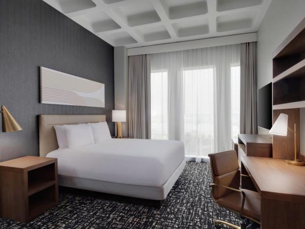 Hyatt Place LAX/Century BLVD : photo 6 de la chambre chambre lit king-size avec canapé-lit