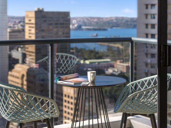 Meriton Suites Pitt Street, Sydney : photo 7 de la chambre suite 3 chambres altitude