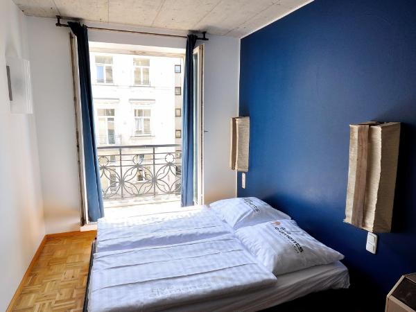 Five Elements Hostel Frankfurt : photo 7 de la chambre chambre double