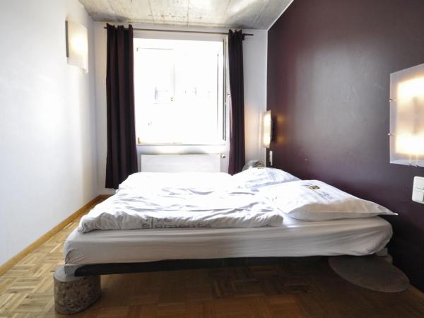 Five Elements Hostel Frankfurt : photo 5 de la chambre chambre double