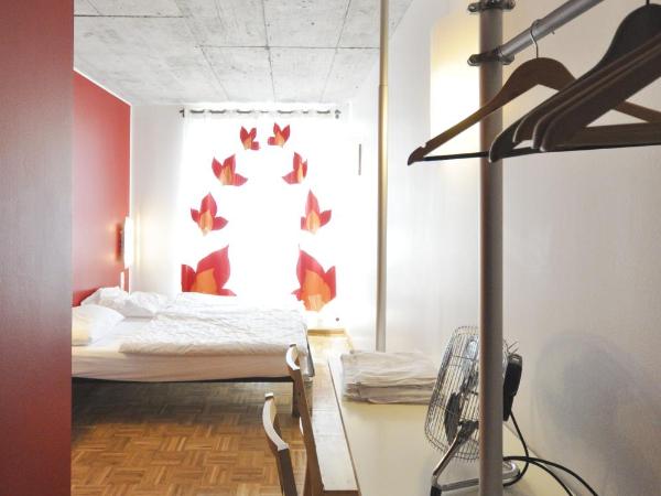 Five Elements Hostel Frankfurt : photo 2 de la chambre chambre double