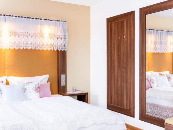 Tante ALMA's Mannheimer Hotel : photo 5 de la chambre chambre double confort