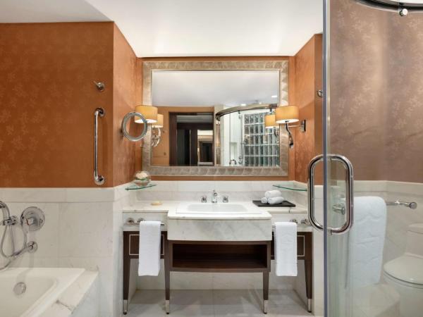 Shangri-La Bangkok : photo 2 de la chambre chambre lit king-size horizon club