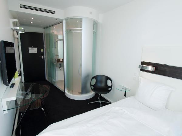 Wakeup Copenhagen - Borgergade : photo 4 de la chambre chambre double sky