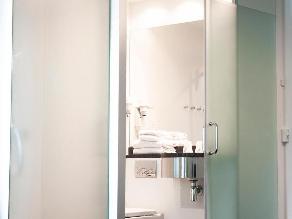 Wakeup Copenhagen - Borgergade : photo 8 de la chambre chambre double sky