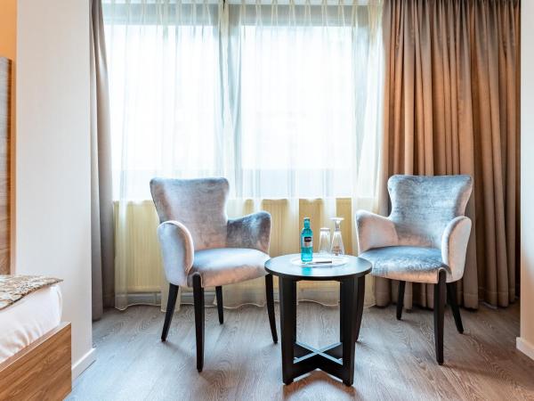 Villa Westend Hotel an der Messe : photo 10 de la chambre chambre familiale (4 adultes) 