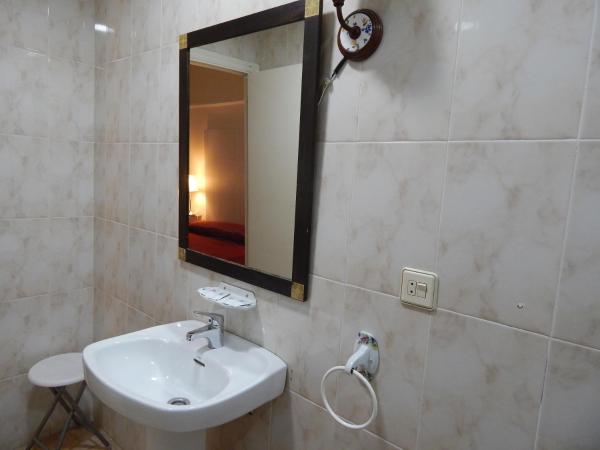 Hospederia Marqués : photo 5 de la chambre chambre double ou lits jumeaux avec salle de bains privative