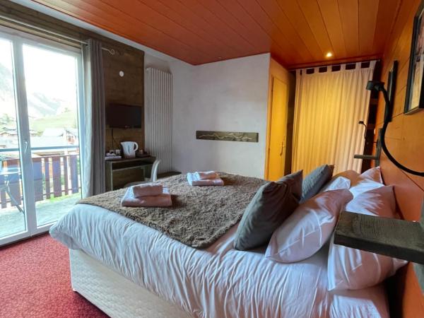 Hôtel La Chaumière : photo 2 de la chambre chambre triple confort - petit-déjeuner gratuit