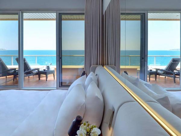 Radisson Blu Hotel Nice : photo 3 de la chambre suite avec terrasse - vue sur mer