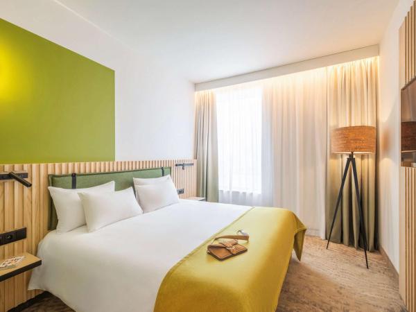 Mercure Katowice Centrum : photo 2 de la chambre junior suite with one double bed and sitting area