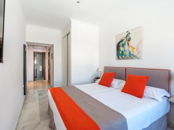 Cool Sevilla Hotel : photo 6 de la chambre chambre quadruple