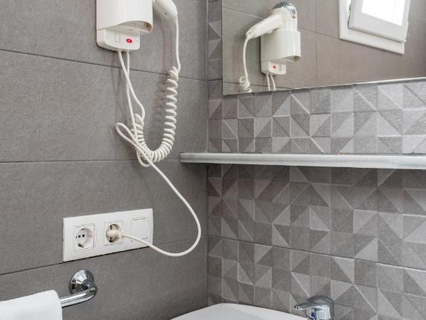 Cool Sevilla Hotel : photo 10 de la chambre chambre double supérieure