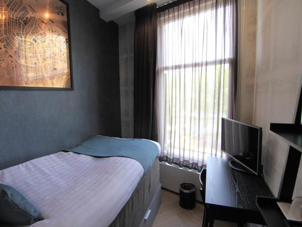 No. 377 House : photo 3 de la chambre chambre simple avec vue canal