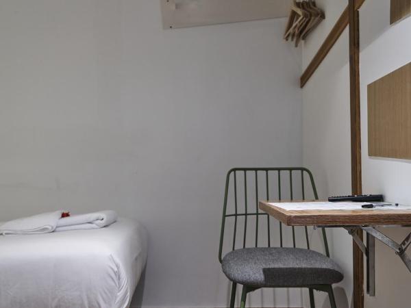 Pensión AliciaZzz Bed And Breakfast Bilbao : photo 4 de la chambre chambre simple