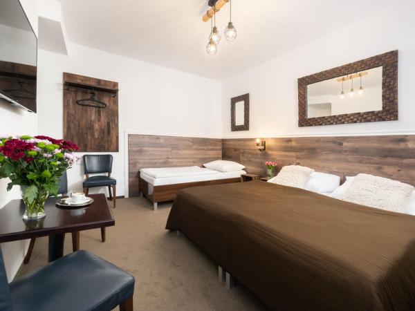 Hotel U Šuláka : photo 5 de la chambre chambre triple