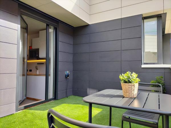 Far Home Bernabeu : photo 6 de la chambre studio avec balcon