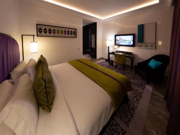 STORY Rabat : photo 5 de la chambre chambre lit king-size premium - accessible aux personnes à mobilité réduite 