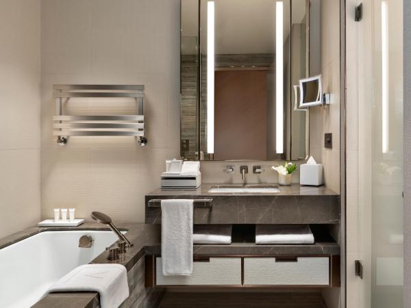 Address Istanbul : photo 2 de la chambre chambre king de luxe avec vue sur la ville