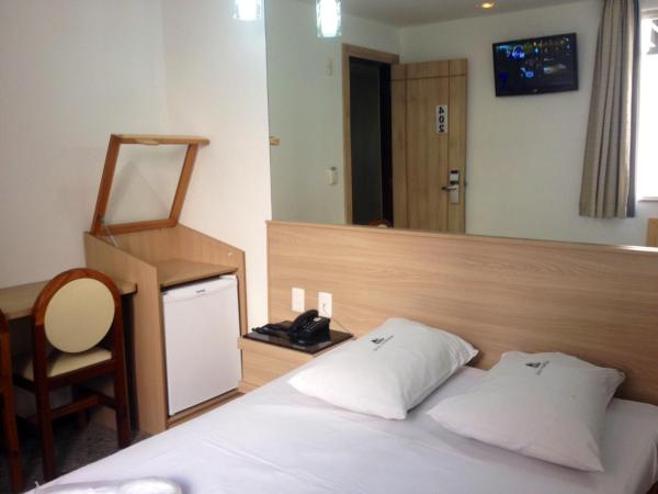 Hotel Meu Cantinho (Adults Only) : photo 8 de la chambre chambre standard avec 1 lit double