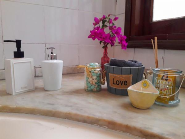 Tanino Guest House : photo 6 de la chambre suite lit king-size avec baignoire spa