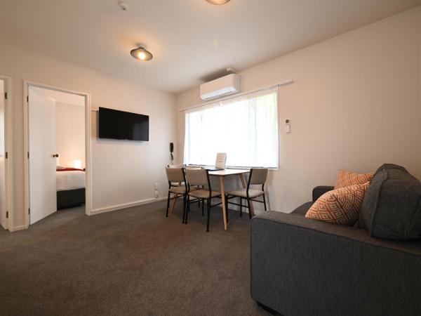 Riccarton Mall Motel : photo 3 de la chambre appartement 2 chambres avec baignoire spa