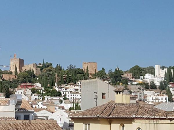 Nest Style Granada : photo 4 de la chambre penthouse - vue sur alhambra